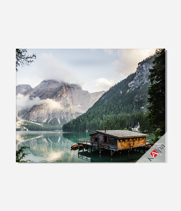 Tranh ngôi nhà nhỏ ven sông